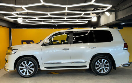 Toyota Land Cruiser 200, 2019 год, 7 999 000 рублей, 7 фотография