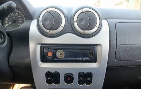 Renault Sandero I, 2013 год, 584 000 рублей, 15 фотография