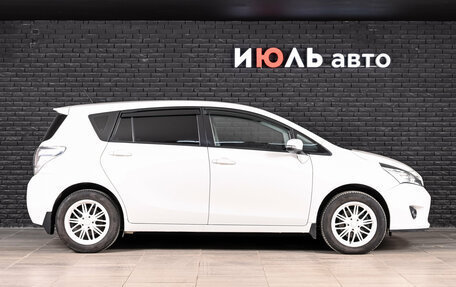Toyota Verso I, 2014 год, 1 190 000 рублей, 9 фотография