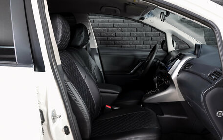 Toyota Verso I, 2014 год, 1 190 000 рублей, 11 фотография