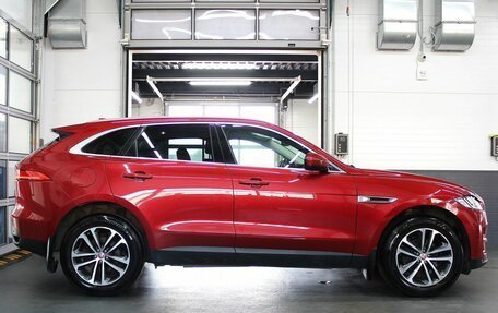 Jaguar F-Pace, 2017 год, 1 870 000 рублей, 4 фотография