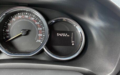 Renault Logan II, 2021 год, 1 400 000 рублей, 12 фотография