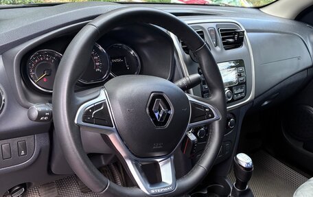 Renault Logan II, 2021 год, 1 400 000 рублей, 13 фотография