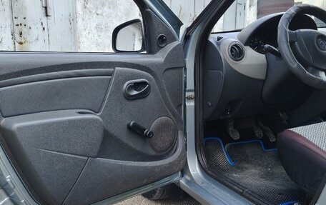 Renault Logan I, 2011 год, 370 000 рублей, 21 фотография