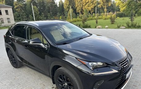 Lexus NX I, 2016 год, 2 900 000 рублей, 4 фотография