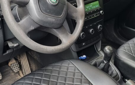 Skoda Yeti I рестайлинг, 2013 год, 750 000 рублей, 6 фотография