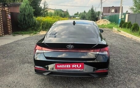 Hyundai Elantra, 2021 год, 1 460 000 рублей, 2 фотография