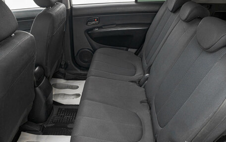 KIA Carens III (RP), 2011 год, 729 000 рублей, 21 фотография
