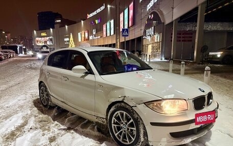BMW 1 серия, 2009 год, 300 000 рублей, 2 фотография