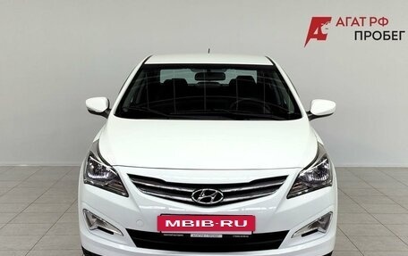 Hyundai Solaris II рестайлинг, 2015 год, 970 000 рублей, 2 фотография