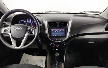 Hyundai Solaris II рестайлинг, 2015 год, 970 000 рублей, 15 фотография