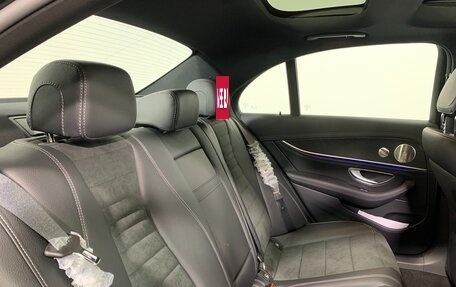 Mercedes-Benz E-Класс, 2025 год, 8 100 000 рублей, 28 фотография