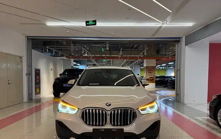 BMW X1, 2022 год, 2 000 000 рублей, 5 фотография