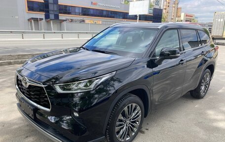 Toyota Highlander, 2026 год, 4 960 000 рублей, 2 фотография
