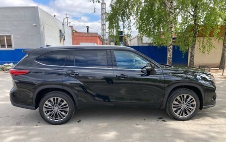 Toyota Highlander, 2026 год, 4 960 000 рублей, 8 фотография