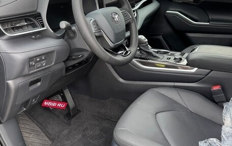 Toyota Highlander, 2026 год, 4 960 000 рублей, 9 фотография
