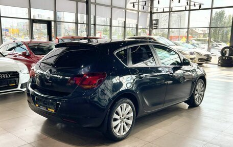Opel Astra J, 2011 год, 930 000 рублей, 5 фотография