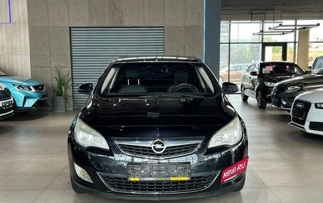 Opel Astra J, 2011 год, 930 000 рублей, 2 фотография