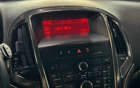 Opel Astra J, 2011 год, 930 000 рублей, 10 фотография