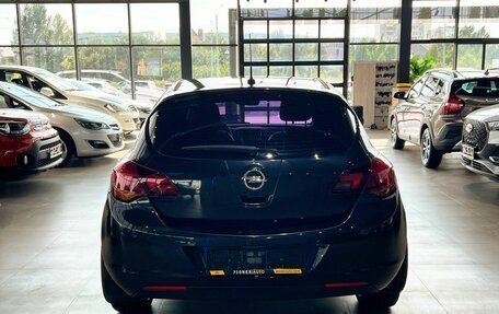 Opel Astra J, 2011 год, 930 000 рублей, 6 фотография