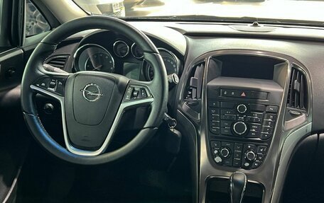 Opel Astra J, 2011 год, 930 000 рублей, 17 фотография