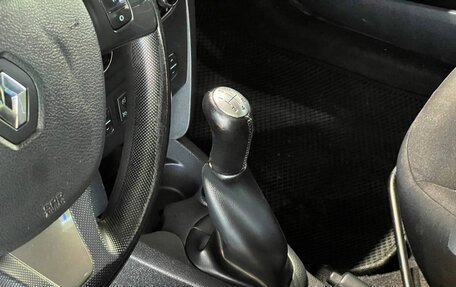 Renault Sandero II рестайлинг, 2014 год, 960 000 рублей, 21 фотография