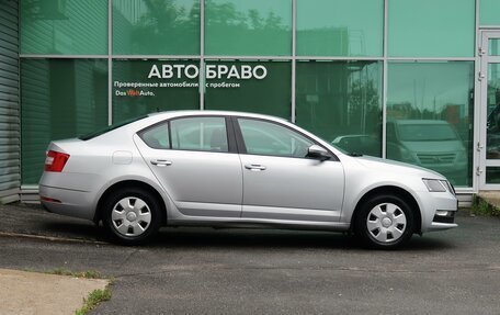 Skoda Octavia, 2018 год, 1 500 000 рублей, 6 фотография