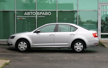Skoda Octavia, 2018 год, 1 500 000 рублей, 13 фотография