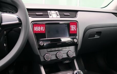 Skoda Octavia, 2018 год, 1 500 000 рублей, 17 фотография