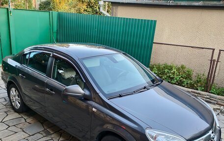Opel Astra H, 2011 год, 665 000 рублей, 2 фотография