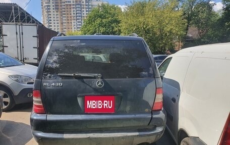 Mercedes-Benz M-Класс, 2000 год, 350 000 рублей, 6 фотография