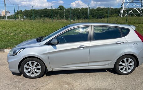 Hyundai Solaris II рестайлинг, 2012 год, 650 000 рублей, 7 фотография