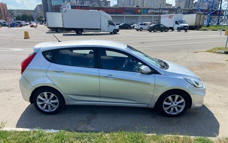 Hyundai Solaris II рестайлинг, 2012 год, 650 000 рублей, 11 фотография