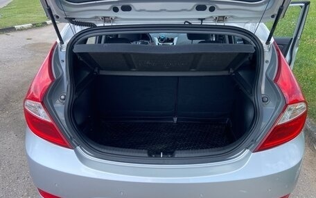 Hyundai Solaris II рестайлинг, 2012 год, 650 000 рублей, 19 фотография