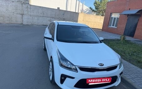 KIA Rio IV, 2018 год, 1 750 000 рублей, 4 фотография