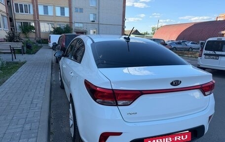 KIA Rio IV, 2018 год, 1 750 000 рублей, 9 фотография