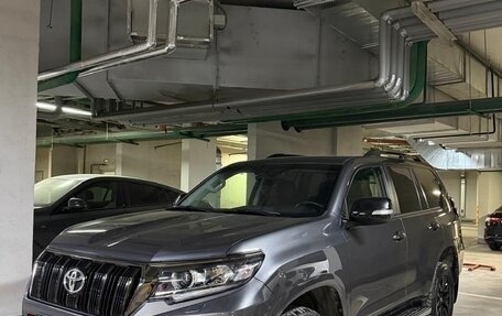 Toyota Land Cruiser Prado 150 рестайлинг 2, 2020 год, 7 500 000 рублей, 2 фотография