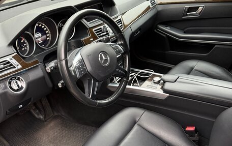 Mercedes-Benz E-Класс, 2014 год, 2 150 000 рублей, 3 фотография