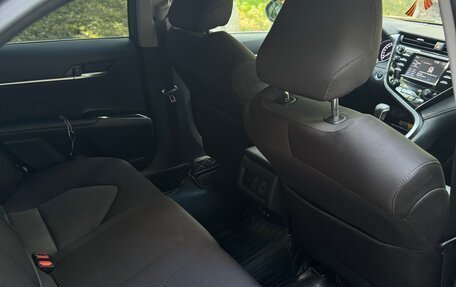 Toyota Camry, 2019 год, 1 750 000 рублей, 7 фотография