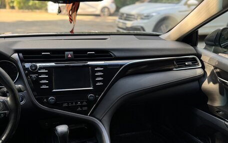 Toyota Camry, 2019 год, 1 750 000 рублей, 9 фотография