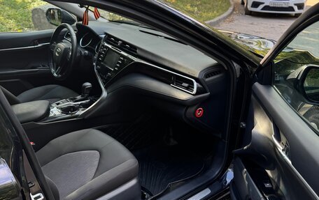 Toyota Camry, 2019 год, 1 750 000 рублей, 11 фотография