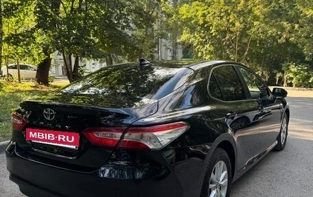 Toyota Camry, 2019 год, 1 750 000 рублей, 5 фотография