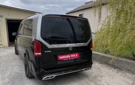Mercedes-Benz V-Класс, 2022 год, 8 900 000 рублей, 8 фотография