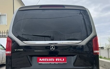 Mercedes-Benz V-Класс, 2022 год, 8 900 000 рублей, 6 фотография