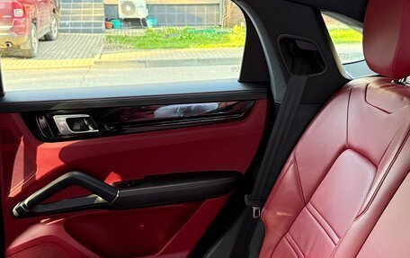 Porsche Cayenne III, 2021 год, 13 200 000 рублей, 14 фотография