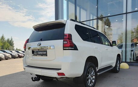Toyota Land Cruiser Prado 150 рестайлинг 2, 2019 год, 5 450 000 рублей, 6 фотография