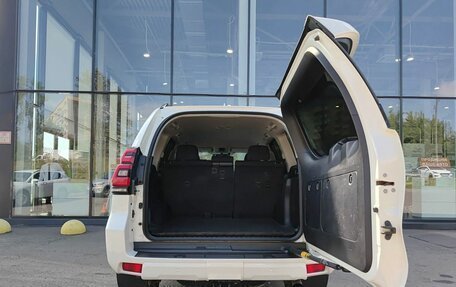 Toyota Land Cruiser Prado 150 рестайлинг 2, 2019 год, 5 450 000 рублей, 12 фотография