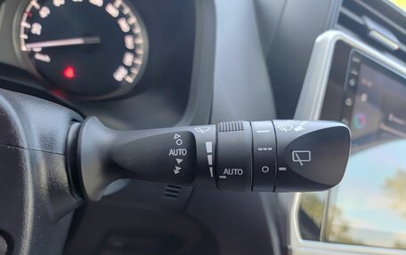 Toyota Land Cruiser Prado 150 рестайлинг 2, 2019 год, 5 450 000 рублей, 24 фотография