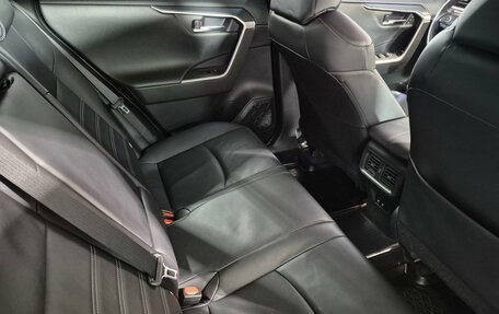 Toyota RAV4, 2019 год, 3 100 000 рублей, 15 фотография