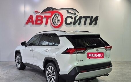 Toyota RAV4, 2019 год, 3 100 000 рублей, 5 фотография